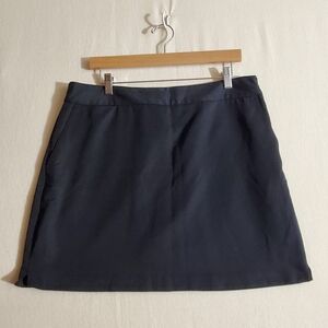 Izod | XFG Black Golf Skort | Size 14